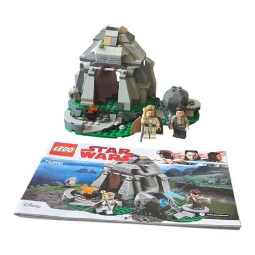 LEGO 75200: Ahch-To Island Training
