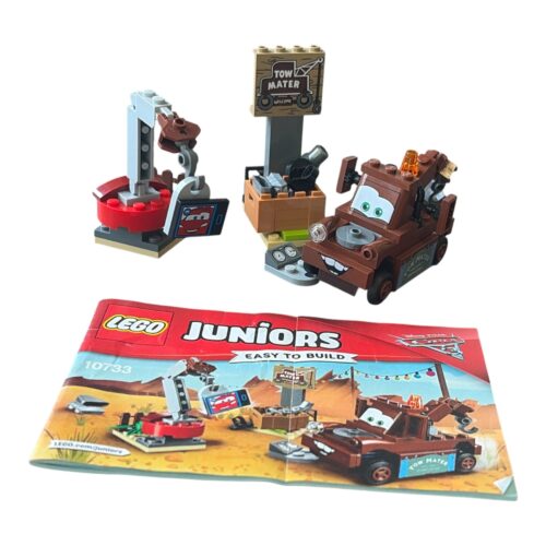 LEGO 10733: Mater’s Junkyard