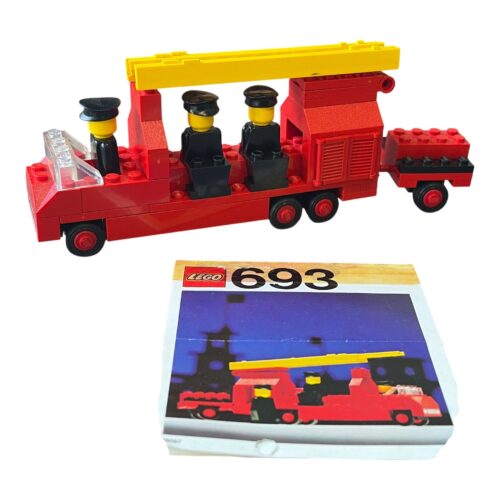 LEGO 693: Fire Engine with Firemen